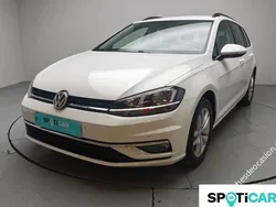 Blanco Usado 2019 VW Golf VII Advance Familiar | 16.900 € (Caro)