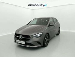 Plateado Usado 2023 Mercedes B200 Monovolumen | 24.750 € (Super precio)
