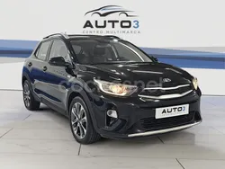 Negro Usado 2018 Kia Stonic SUV | 11.990 € (Precio justo)