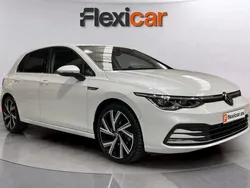 Blanco Usado 2023 VW Golf VIII Life Berlina | 25.490 €