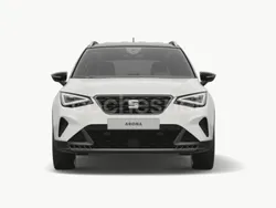 Blanco Nuevo 2025 Seat Arona FR SUV | 25.100 €