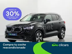 Negro Usado 2020 Volvo XC40 Momentum SUV | 24.390 € (Precio justo)