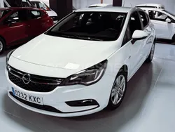 Blanco Usado 2019 Opel Astra Selective Familiar | 11.800 € (Precio justo)