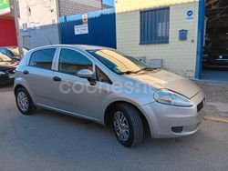 Gris / plata Usado 2011 Fiat Punto Active Berlina | 4200 €