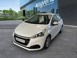 Blanco Usado 2019 Peugeot 208 Active Utilitario | 11.100 € (Buen precio)
