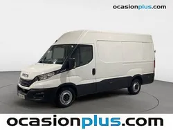 Blanco Usado 2023 Iveco Daily Berlina | 29.173 € (Precio justo)
