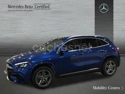 Azul espectra Usado 2024 Mercedes GLA250 AMG line SUV | 52.900 €