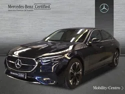 Azul náutico Usado 2024 Mercedes E300 Berlina | 61.900 €