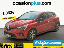 Rojo Usado 2022 Renault Clio V Equilibre Utilitario | 13.628 € (Precio justo)