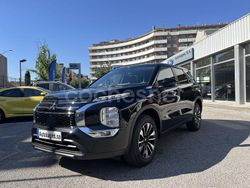 Negro Usado 2025 Mitsubishi Outlander P-HEV Motion SUV | 45.990 € (Precio justo)