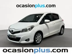 Blanco Usado 2013 Toyota Yaris Active Utilitario | 6500 € (Precio justo)