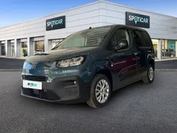 Azul Usado 2024 Fiat Doblò Monovolumen | 20.500 € (Caro)
