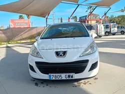 Blanco Usado 2010 Peugeot 207 Berlina | 5900 € (Un poco caro)