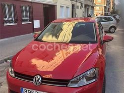 Rojo Usado 2015 VW Golf VII Advance Berlina | 8500 € (Buen precio)