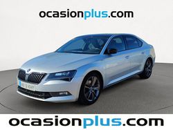 Gris plata Usado 2018 Skoda Superb SportLine Berlina | 15.864 €