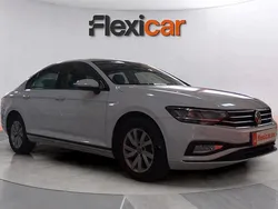 Blanco Usado 2020 VW Passat Berlina | 17.790 € (Buen precio)