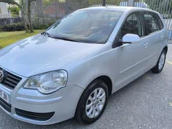 Plateado Usado 2006 VW Polo Advance Utilitario | 4400 € (Precio justo)