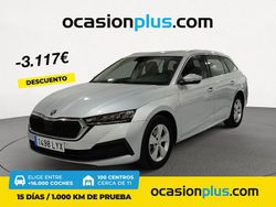 Gris / plata Usado 2022 Skoda Octavia Ambition Familiar | 21.090 € (Precio justo)