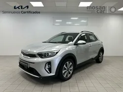 Plata sparkling Usado 2024 Kia Stonic SUV | 19.490 € (Precio justo)