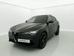 Negro volcano Usado 2023 Alfa Romeo Stelvio Competizione SUV | 43.920 € (Precio justo)
