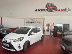 Blanco Usado 2020 Toyota Yaris Hybrid Active Berlina | 13.990 € (Precio justo)