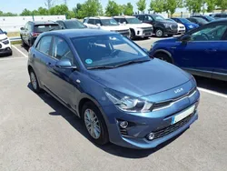 Azul Usado 2023 Kia Rio Berlina | 15.899 € (Precio justo)