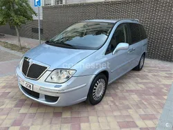 Azul Usado 2008 Lancia Phedra Monovolumen | 4400 €