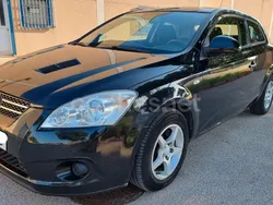 Negro Usado 2009 Kia ProCeed Utilitario | 3500 € (Buen precio)