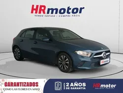 Azul Usado 2022 Mercedes A180 Berlina | 26.110 € (Precio justo)