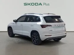 Blanco Nuevo 2024 Skoda Karoq SportLine SUV | 30.290 € (Buen precio)