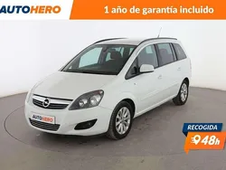 Blanco Usado 2014 Opel Zafira Family Monovolumen | 9099 € (Un poco caro)