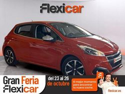 Naranja Usado 2018 Peugeot 208 Allure Utilitario | 12.990 € (Caro)