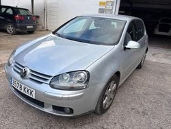Gris Usado 2004 VW Golf IV Sportline Berlina | 4990 € (Precio justo)