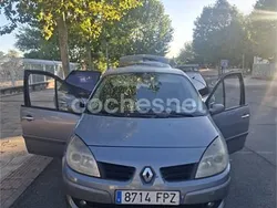 Azul Usado 2007 Renault Scénic II Dynamique Monovolumen | 2200 € (Precio justo)