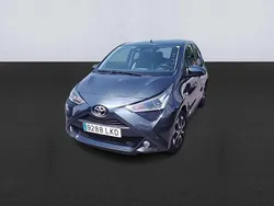 Gris Usado 2020 Toyota Aygo X-play Utilitario | 11.400 € (Super precio)