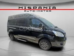 Negro Usado 2017 Ford Tourneo Custom Trend Monovolumen | 29.990 € (Caro)