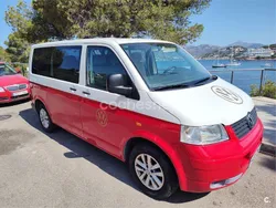 Rojo Usado 2003 VW Multivan Monovolumen | 9800 € (Super precio)