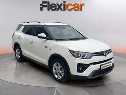 Blanco Usado 2023 Ssangyong (KGM) Tivoli SUV | 15.290 €
