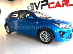 Azul Usado 2022 Kia Rio Berlina | 12.490 € (Precio justo)