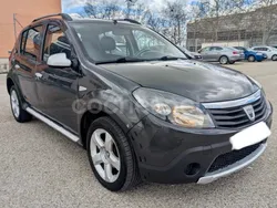 Gris / plata Usado 2010 Dacia Sandero Stepway Utilitario | 4490 € (Precio justo)