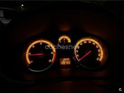 Rojo Usado 2011 Opel Corsa Berlina | 4700 € (Precio justo)