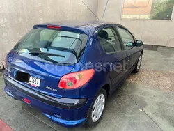 Azul Usado 2004 Peugeot 206 Berlina | 1750 € (Precio justo)