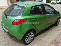 Verde Usado 2008 Mazda 2 Active Berlina | 4900 € (Buen precio)