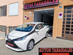 Blanco Usado 2018 Toyota Aygo X-cite Utilitario | 8590 € (Precio justo)
