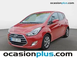 Rojo Usado 2016 Hyundai ix20 Monovolumen | 10.350 €