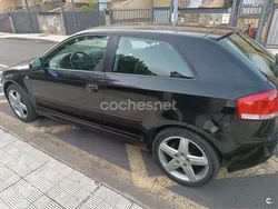 Negro Usado 2003 Audi A3 Ambition Berlina | 3900 € (Precio justo)