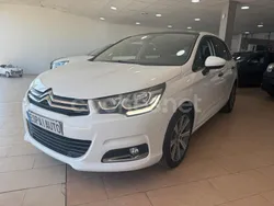 Blanco Usado 2017 Citroën C4 Live Berlina | 9990 € (Un poco caro)