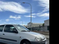 Gris Usado 2000 Renault Clio II Utilitario | 1600 €