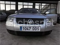 Gris / plata Usado 2004 VW Passat Advance Berlina | 2500 € (Buen precio)
