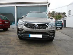 Beige Usado 2018 Ssangyong Rexton SUV | 18.900 € (Caro)